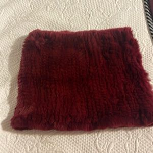 Maroon scarf